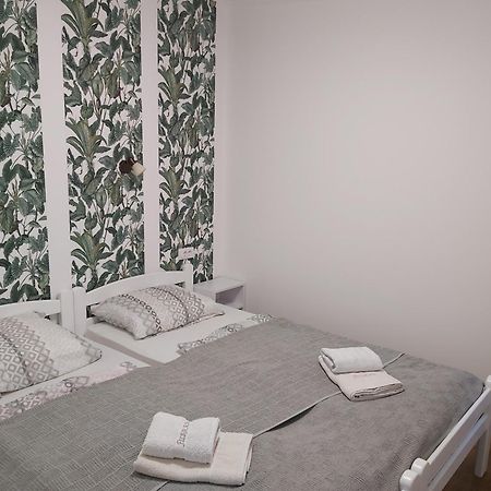 Filigran Lejlighedshotel Palić Værelse billede